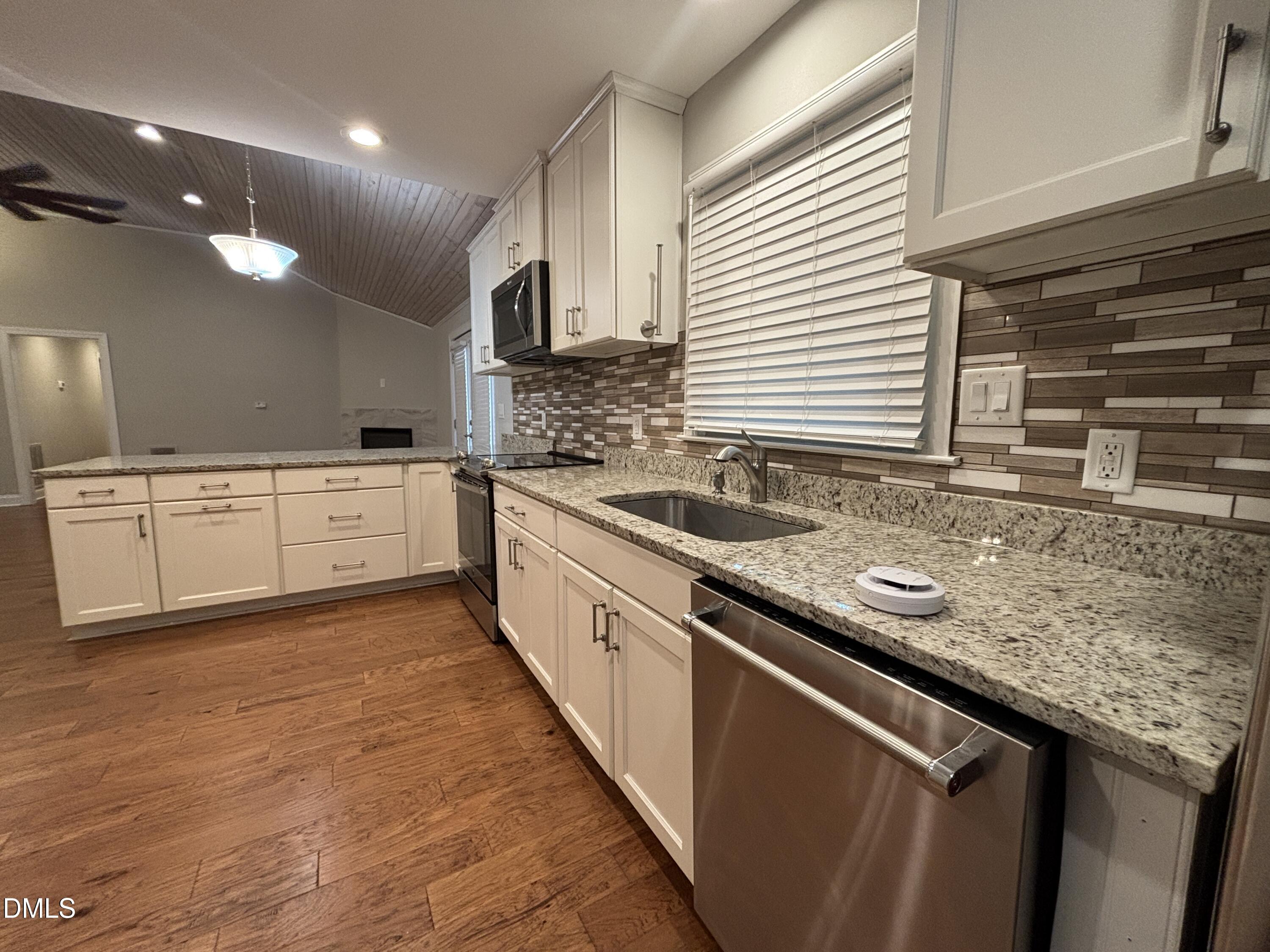 501 Merrie Road Raleigh, NC 27606 - Photo 40 of 63 20260616_143034509_iOS