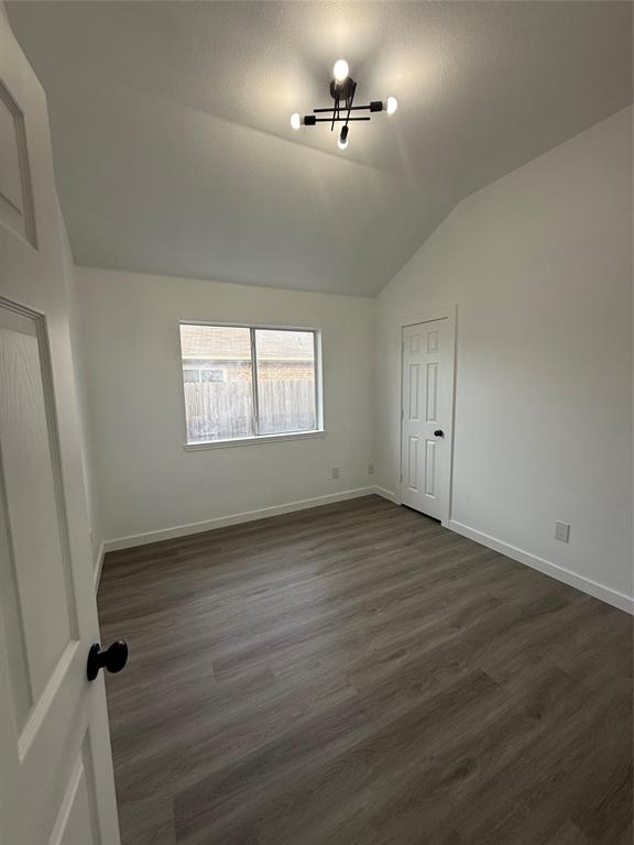 6005 Meadowdale Road Arlington, TX 76017 - Photo 10 of 20