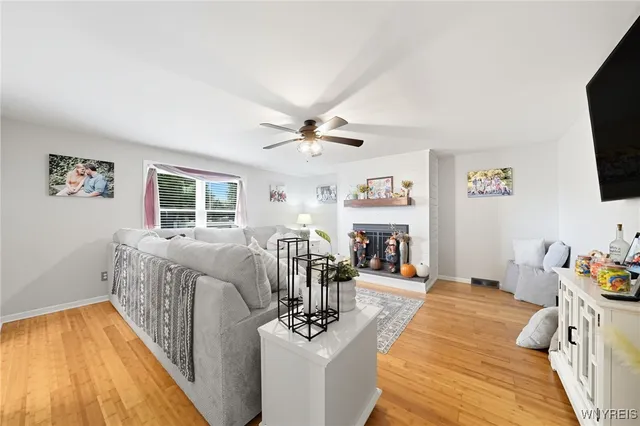 $369,900 | 89 Park Ln Circle, Lockport City, NY 14094