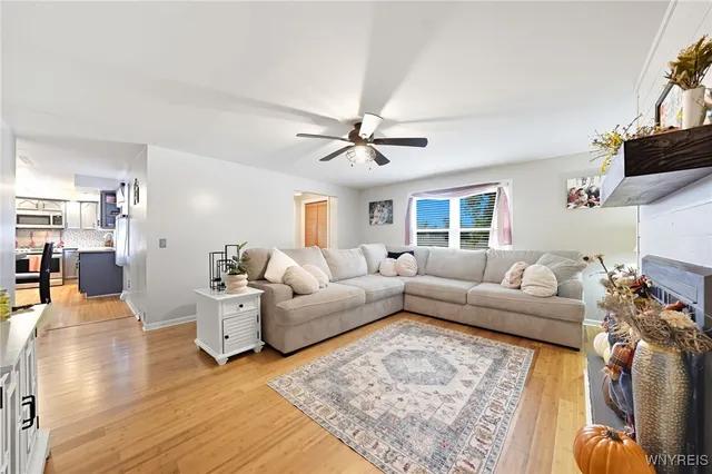 $369,900 | 89 Park Ln Circle, Lockport City, NY 14094