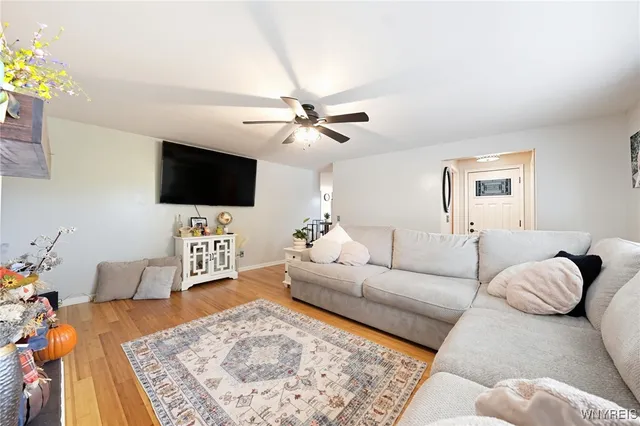 $369,900 | 89 Park Ln Circle, Lockport City, NY 14094