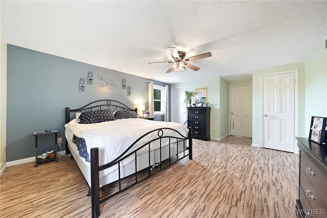 $369,900 | 89 Park Ln Circle, Lockport City, NY 14094