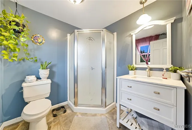 $369,900 | 89 Park Ln Circle, Lockport City, NY 14094