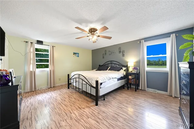 $369,900 | 89 Park Ln Circle, Lockport City, NY 14094