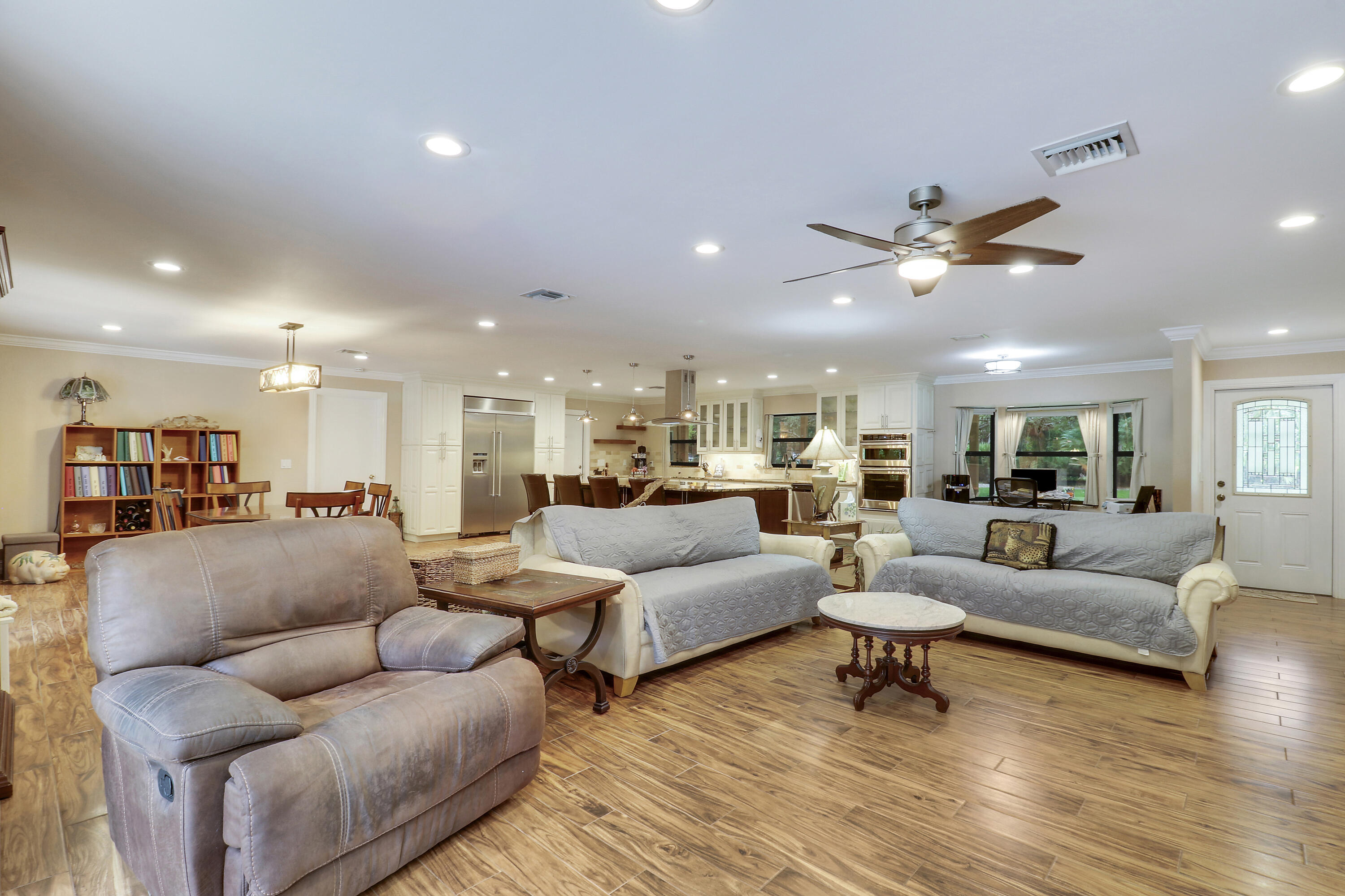 12818 Old Indiantown Road Jupiter, FL 33478 - Photo 20 of 60 Declutter2-3