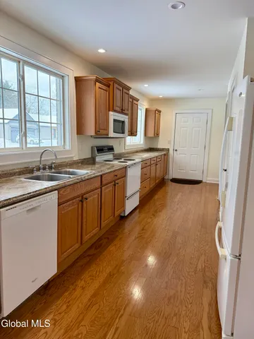 $2,500 | Undisclosed Address, Greenwich, NY 12834