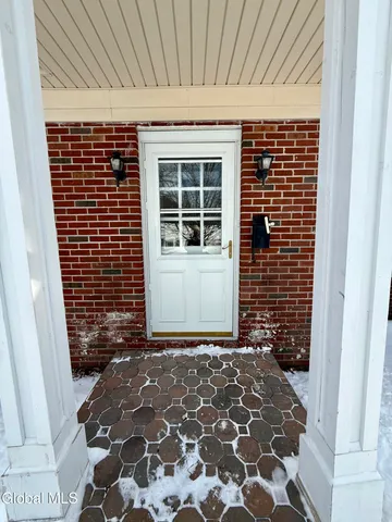 $2,500 | Undisclosed Address, Greenwich, NY 12834