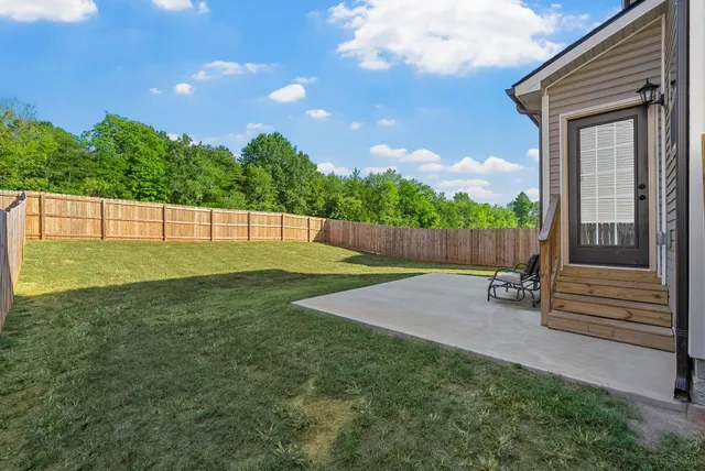 $2,050 | 1141 Tybee Drive, Clarksville, TN 37042