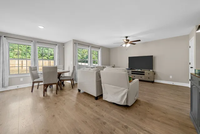 $2,050 | 1141 Tybee Drive, Clarksville, TN 37042