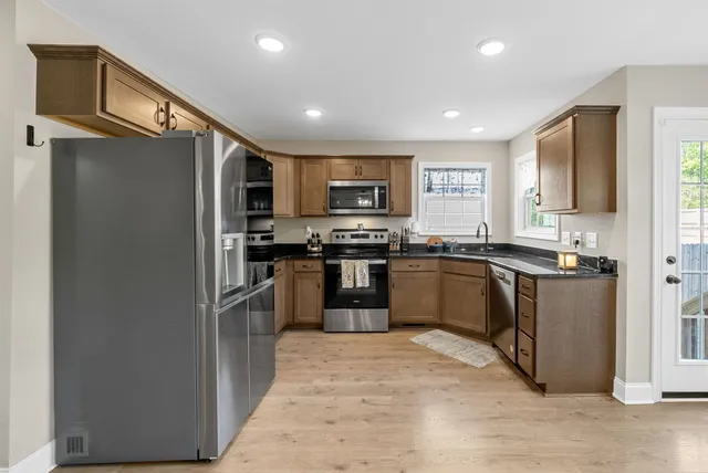 $2,050 | 1141 Tybee Drive, Clarksville, TN 37042