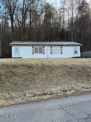 $189,900 | 371 Jenkins Hollow Road, Elizabethton, TN 37643