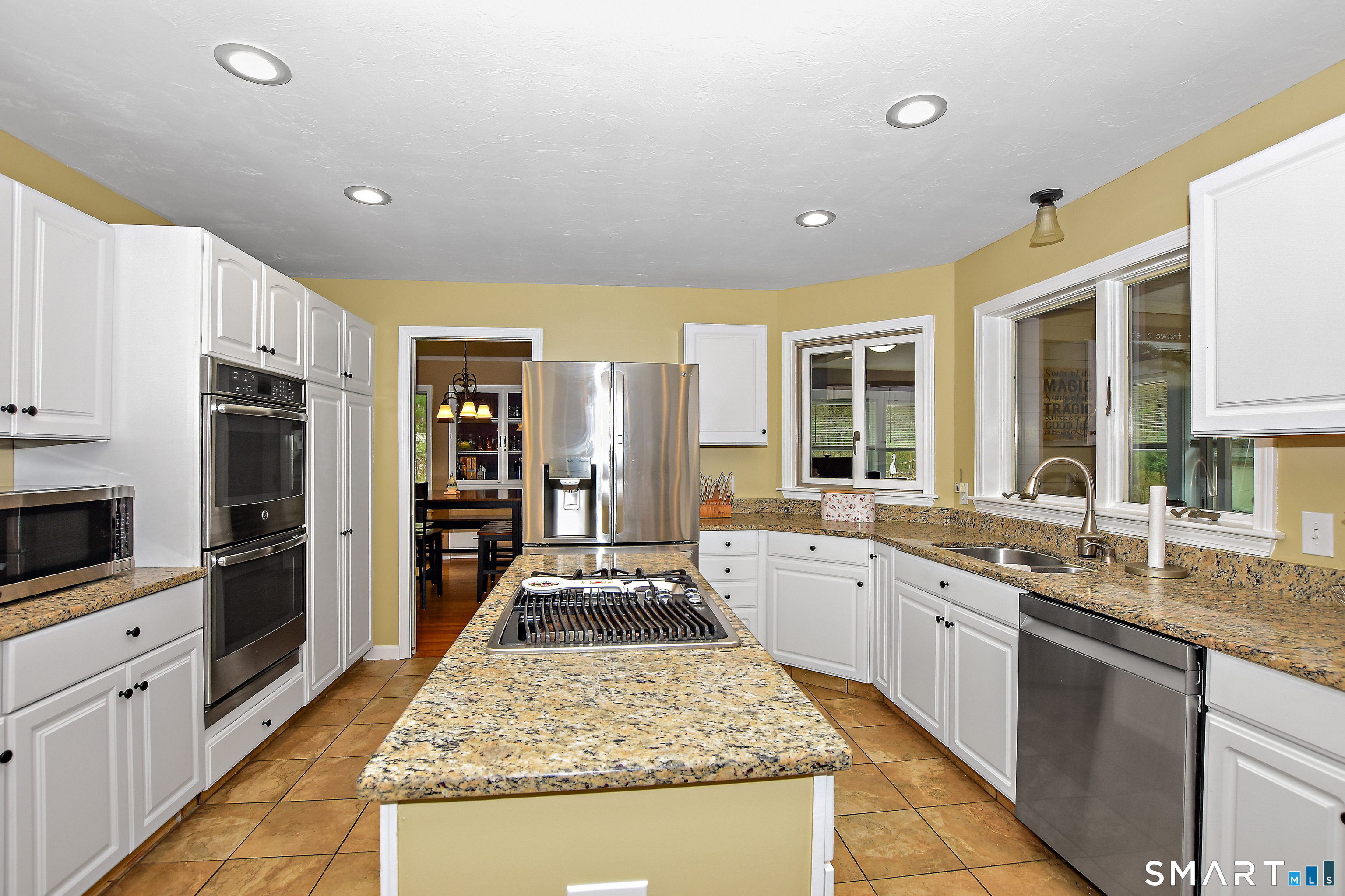 28 Blackmer Downs Road Thompson, CT 06255 - Photo 7 of 35