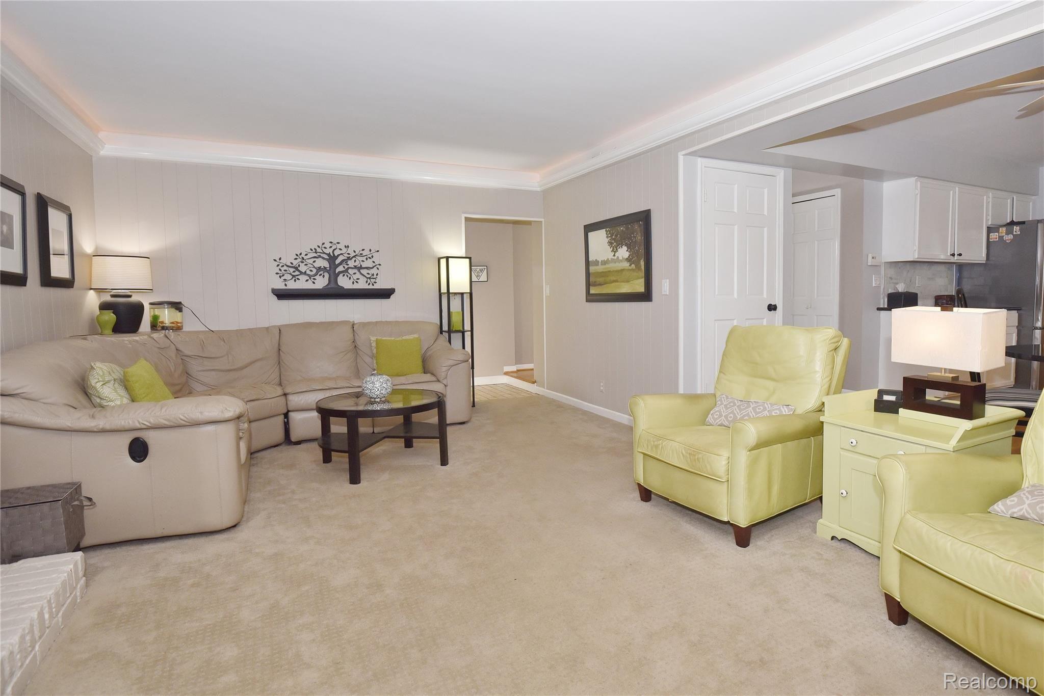 2659 Rambling Way Bloomfield Hills, MI 48302 - Photo 13 of 34 2659 RamblingWay_13.JPG