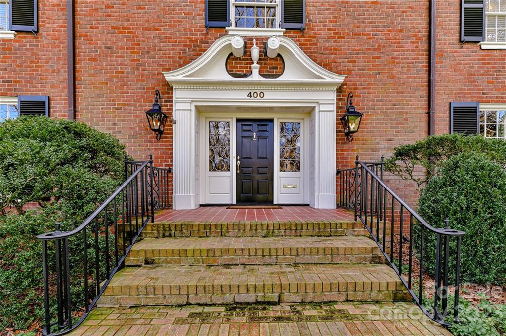 400 Eastover Road Charlotte, NC 28207 - Photo 3 of 48 Gallery Image 3
