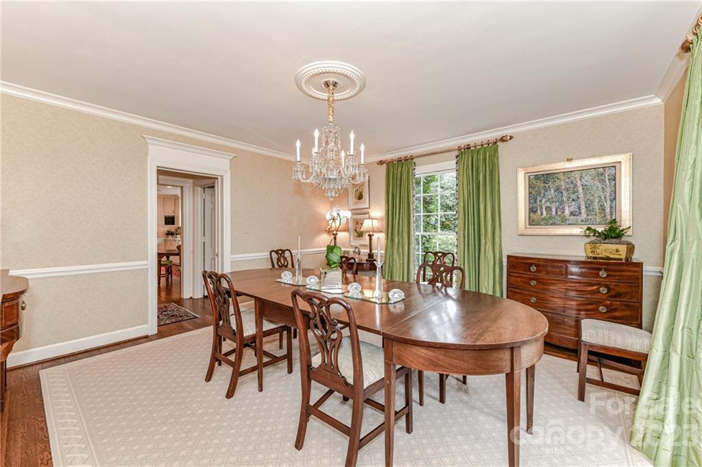 400 Eastover Road Charlotte, NC 28207 - Photo 7 of 48 Gallery Image 7