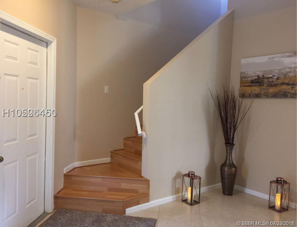 20951 Vía Jasmine, Unit 1 Boca Raton, FL 33428 - Photo 19 of 32 Photo 19