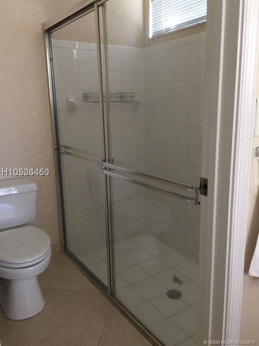 20951 Vía Jasmine, Unit 1 Boca Raton, FL 33428 - Photo 22 of 32 Photo 22