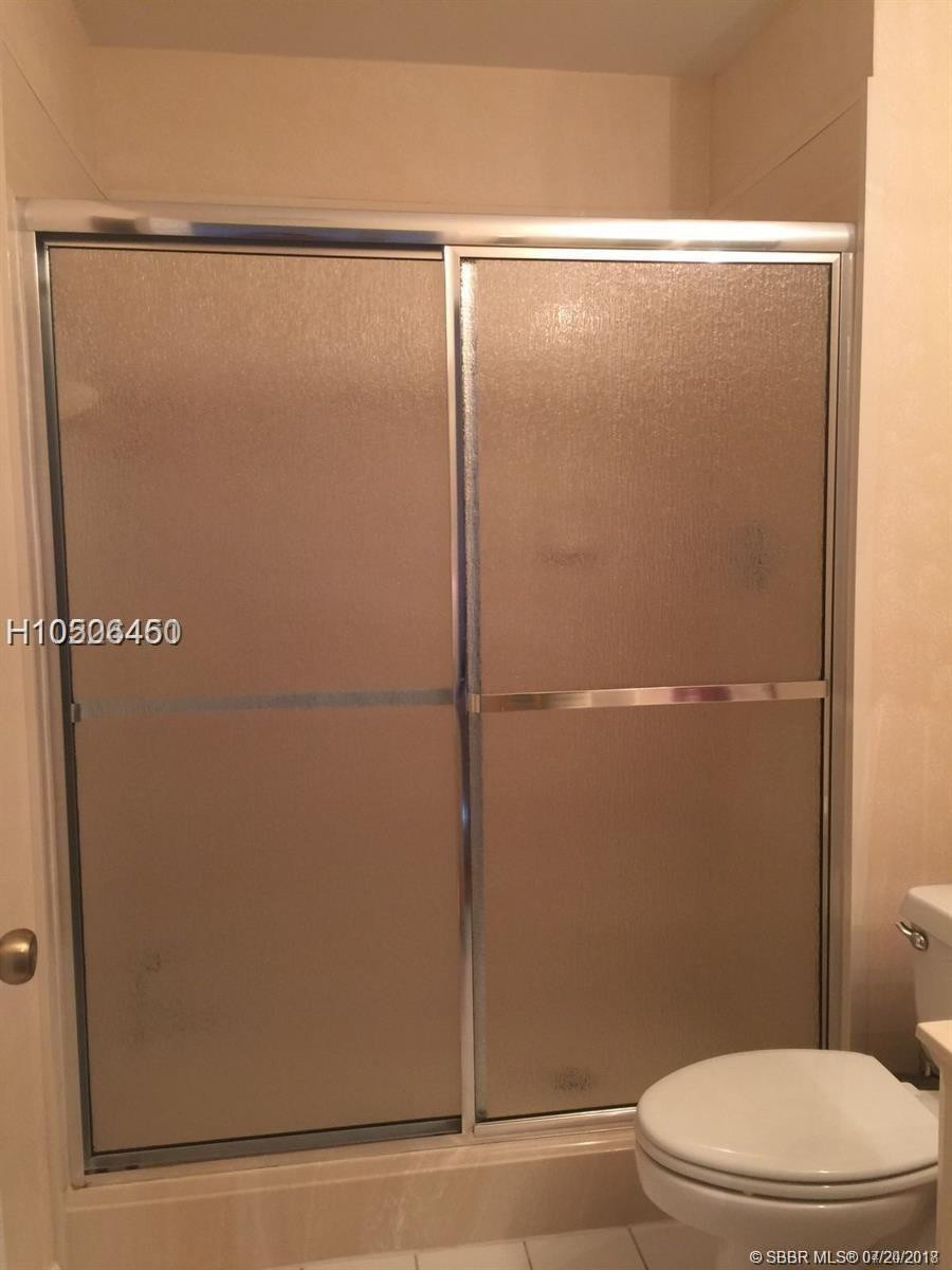 20951 Vía Jasmine, Unit 1 Boca Raton, FL 33428 - Photo 25 of 32 Photo 25