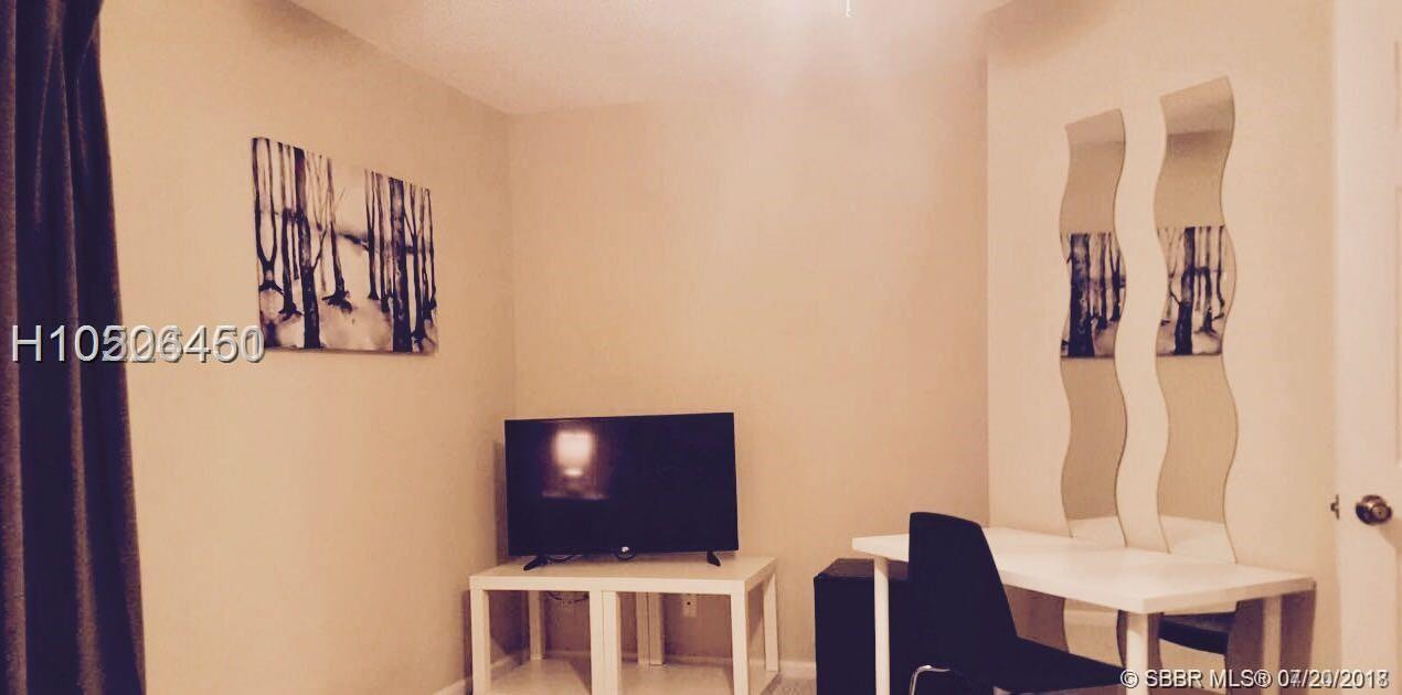 20951 Vía Jasmine, Unit 1 Boca Raton, FL 33428 - Photo 31 of 32 Photo 31