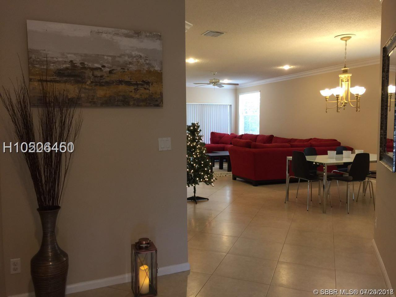 20951 Vía Jasmine, Unit 1 Boca Raton, FL 33428 - Photo 4 of 32 Photo 4