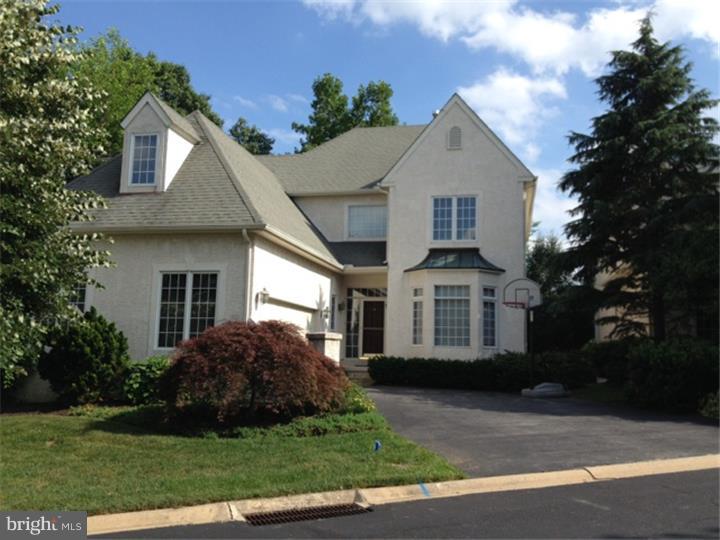 32 Ridgeview Road Newtown Square, PA 19073 - Photo 1 of 14 Exterior Front