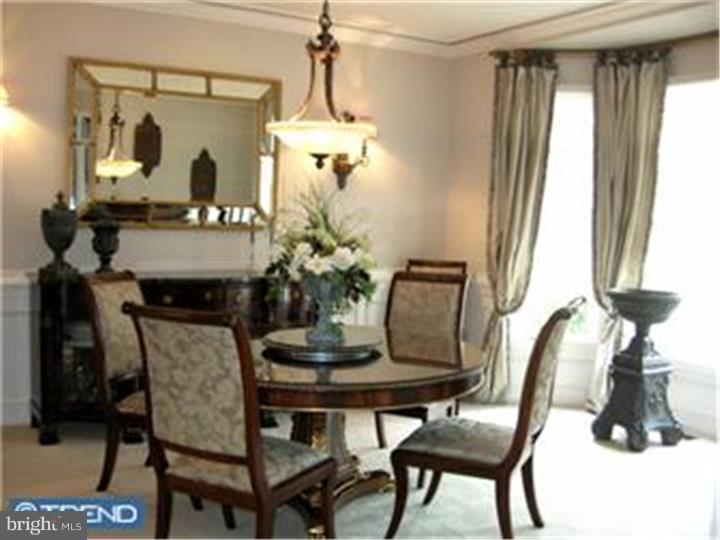 32 Ridgeview Road Newtown Square, PA 19073 - Photo 5 of 14 Dining Room