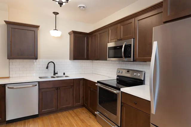 $229,900 | 105 Washington Avenue, Unit 203, Oshkosh, WI 54901