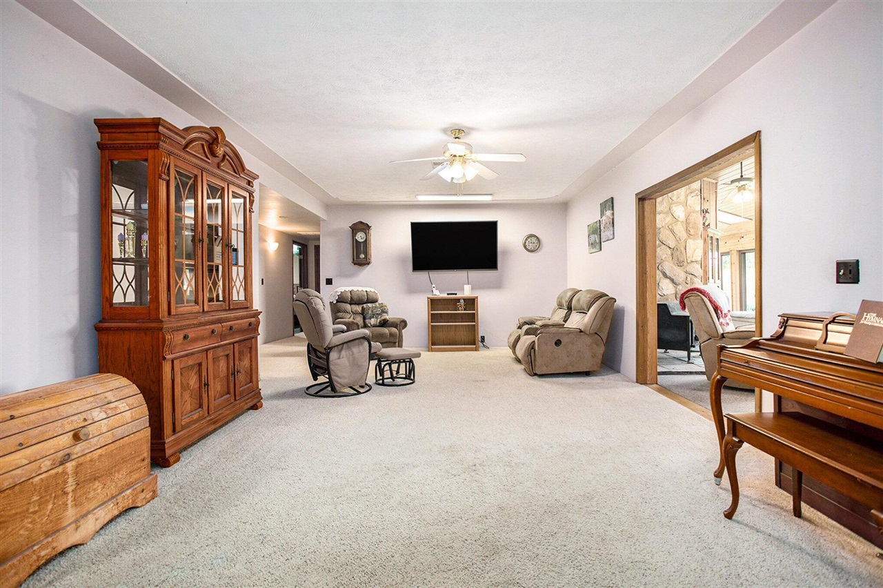 520 Groat Road Dowling, MI 49050 - Photo 5 of 24