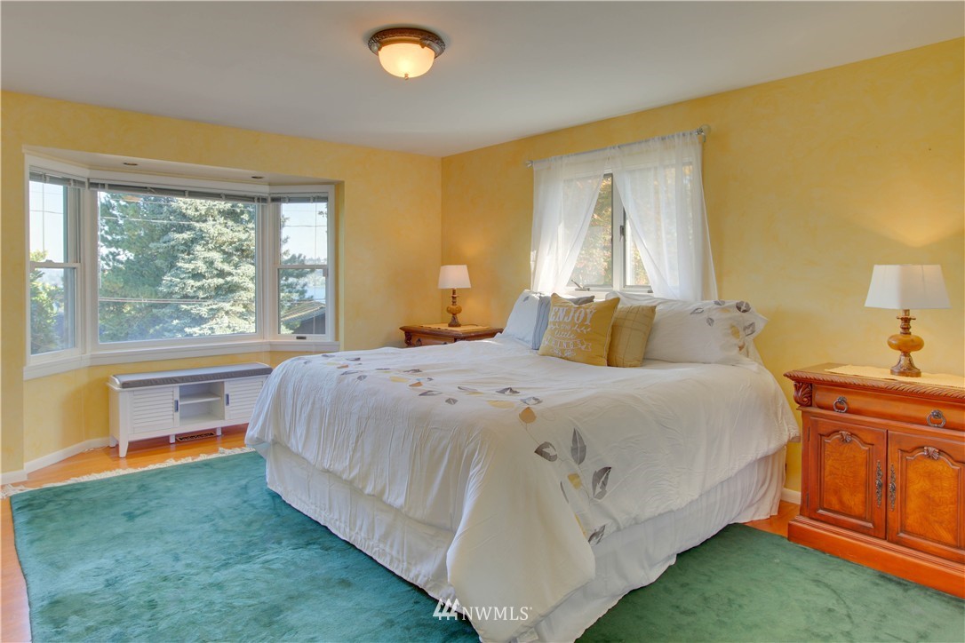 6901 South Rustic Road Seattle, WA 98178 - Photo 14 of 25 Gallery Image 14