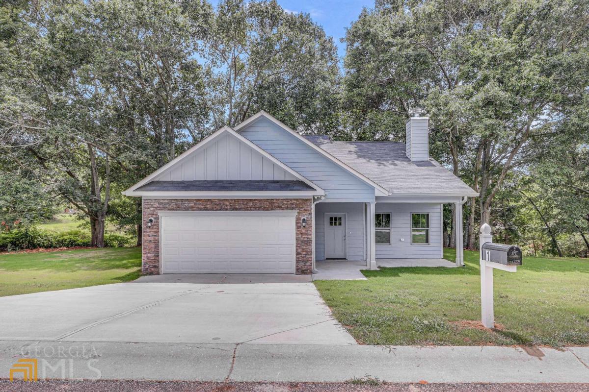 300 Cobb Drive, Royston, GA 30662 Compass