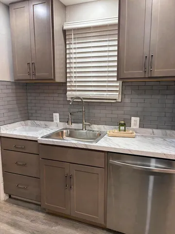 $129,000 | 7320 Westwood Street, Detroit, MI 48228