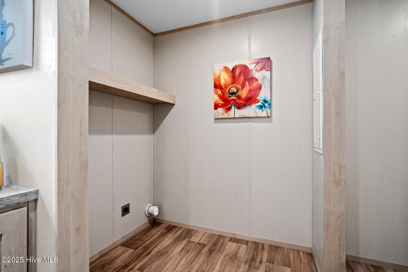 7954 White Oak Road Rocky Mount, NC 27803 - Photo 22 of 34 Washer Dryer hook up