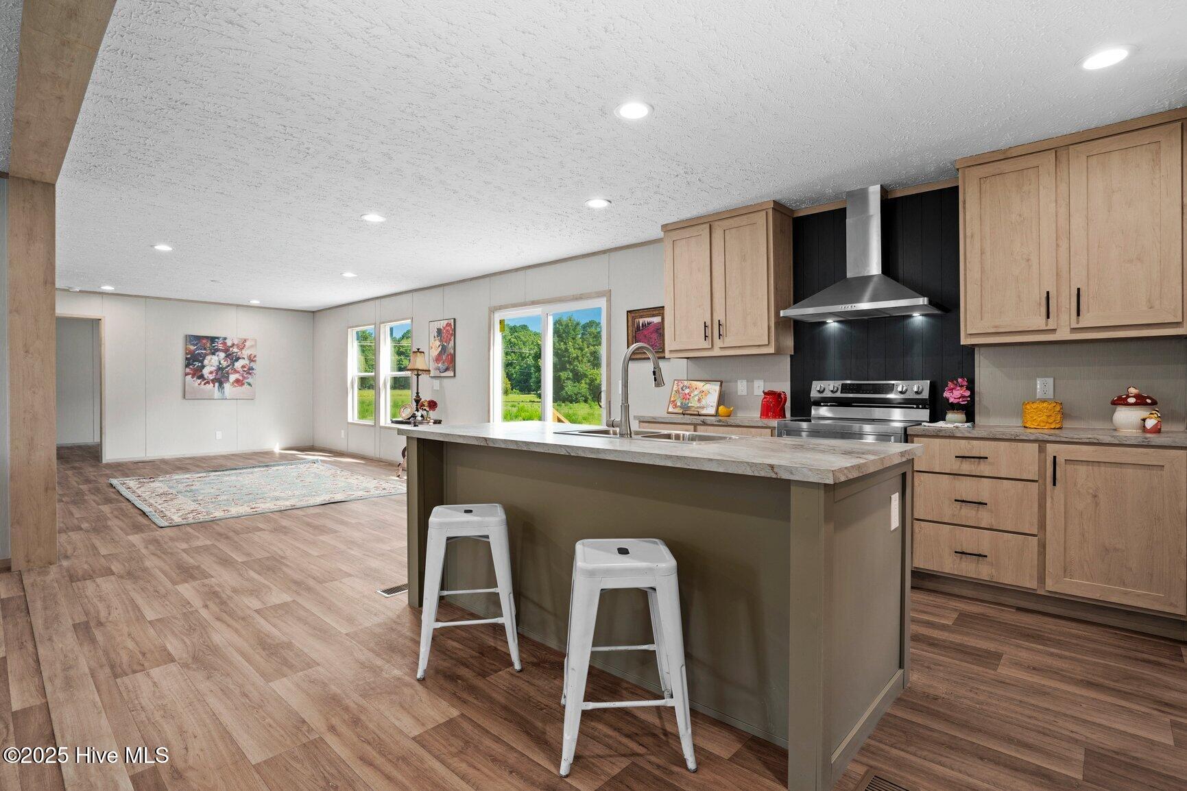 7954 White Oak Road Rocky Mount, NC 27803 - Photo 8 of 34 Kitchen open to Dining Room