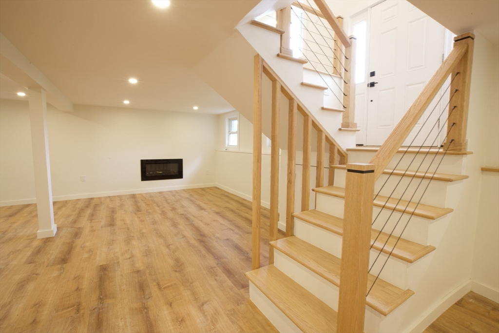 38 Middle Street Woburn, MA 01801 - Photo 15 of 39