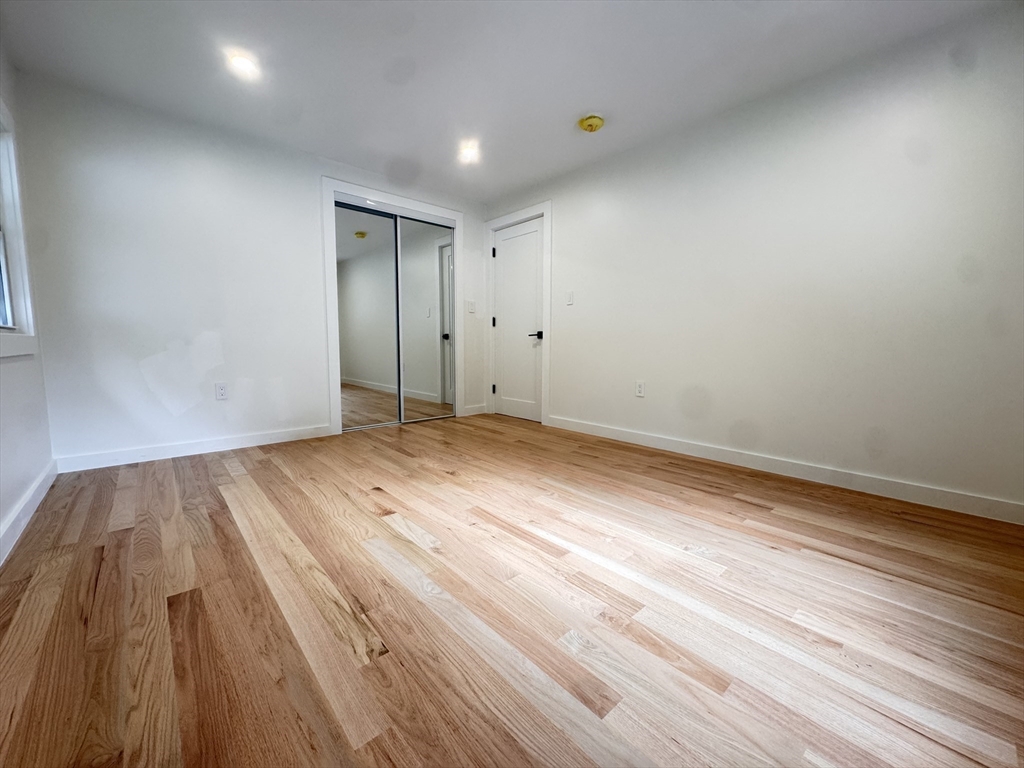 38 Middle Street Woburn, MA 01801 - Photo 8 of 39