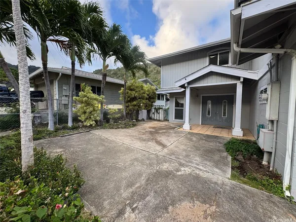 $3,850 | 541 Kuliouou Road, Honolulu, HI 96821