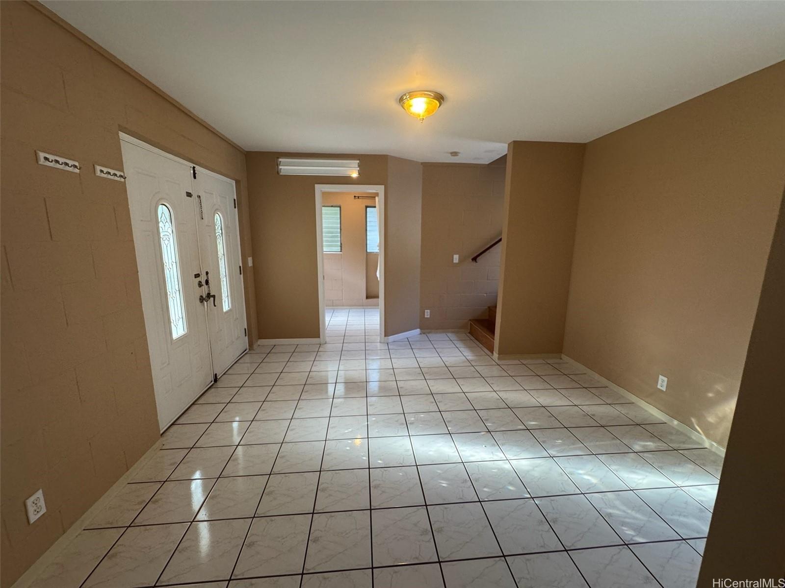 541 Kuliouou Road Honolulu, HI 96821 - Photo 21 of 21 a view of a livingroom with an empty space and a window