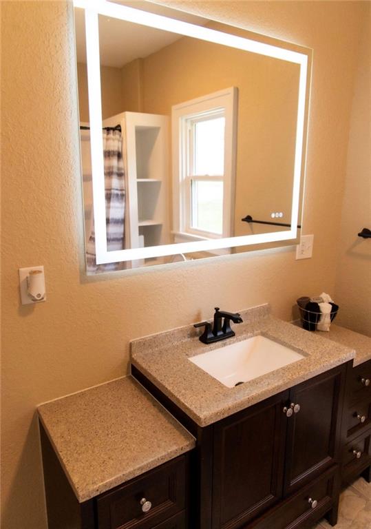 1714 Blackwell Road St. Joseph, MO 64505 - Photo 6 of 14