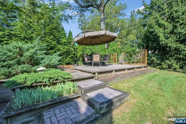 $899,000 | 418 Prospect Street, Glen Rock, NJ 07452