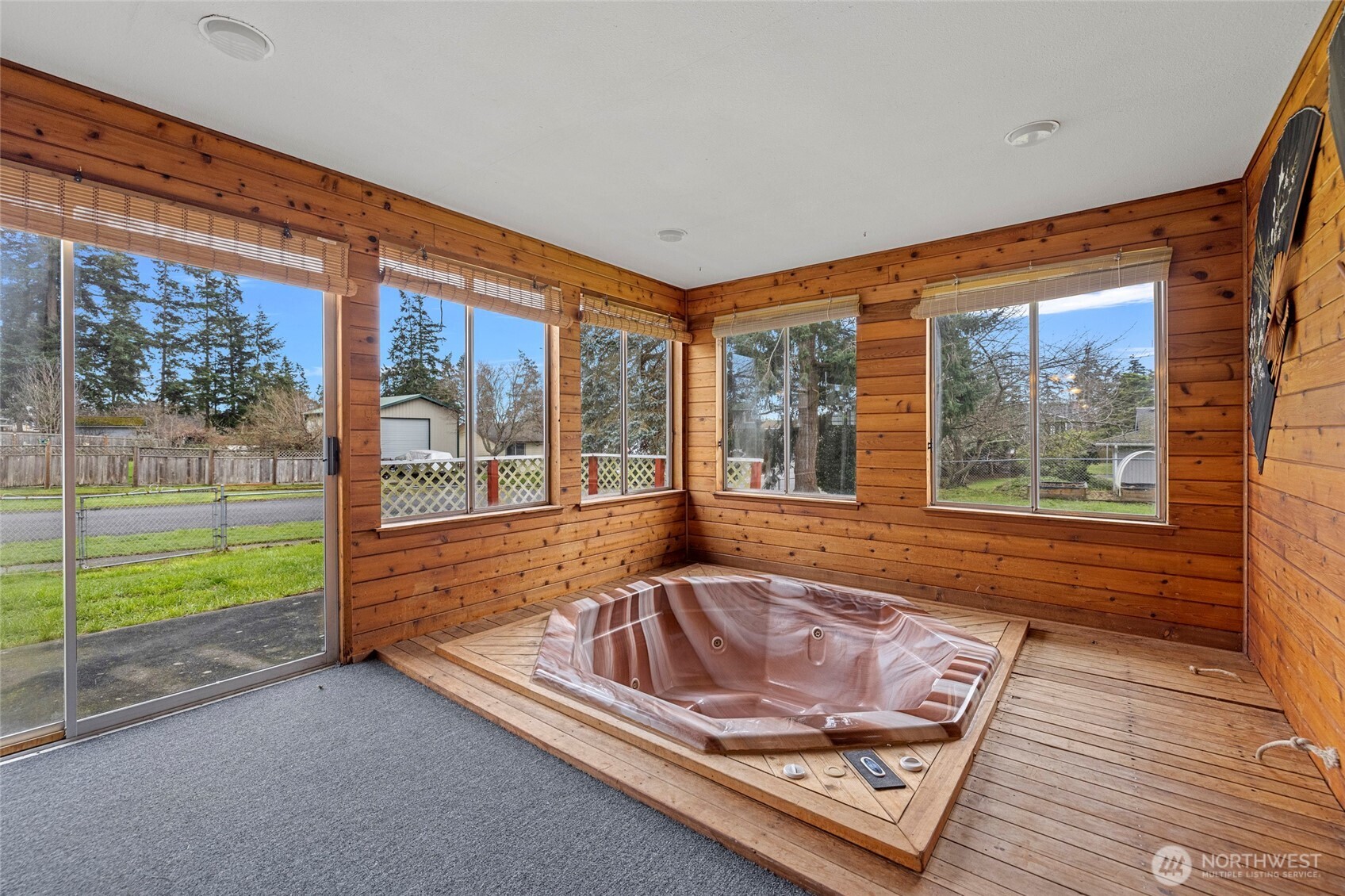 953 Northwest Illahee Drive Oak Harbor, WA 98277 - Photo 27 of 36