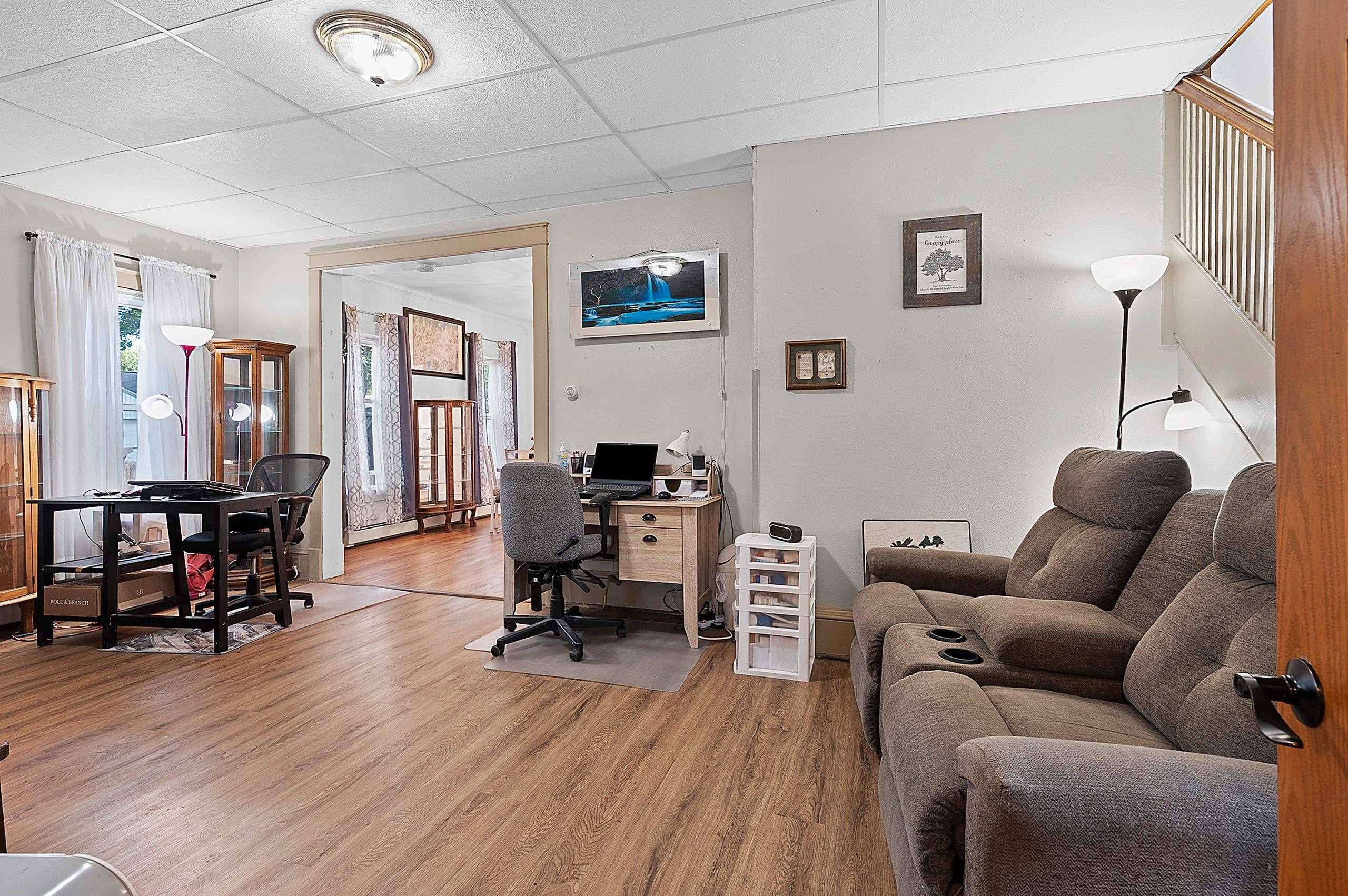 111 10th Street Clintonville, WI 54929 - Photo 12 of 34