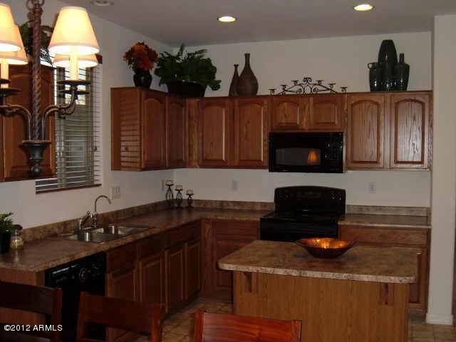 4519 West Cottontail Road Phoenix, AZ 85086 - Photo 2 of 6 Kitchen