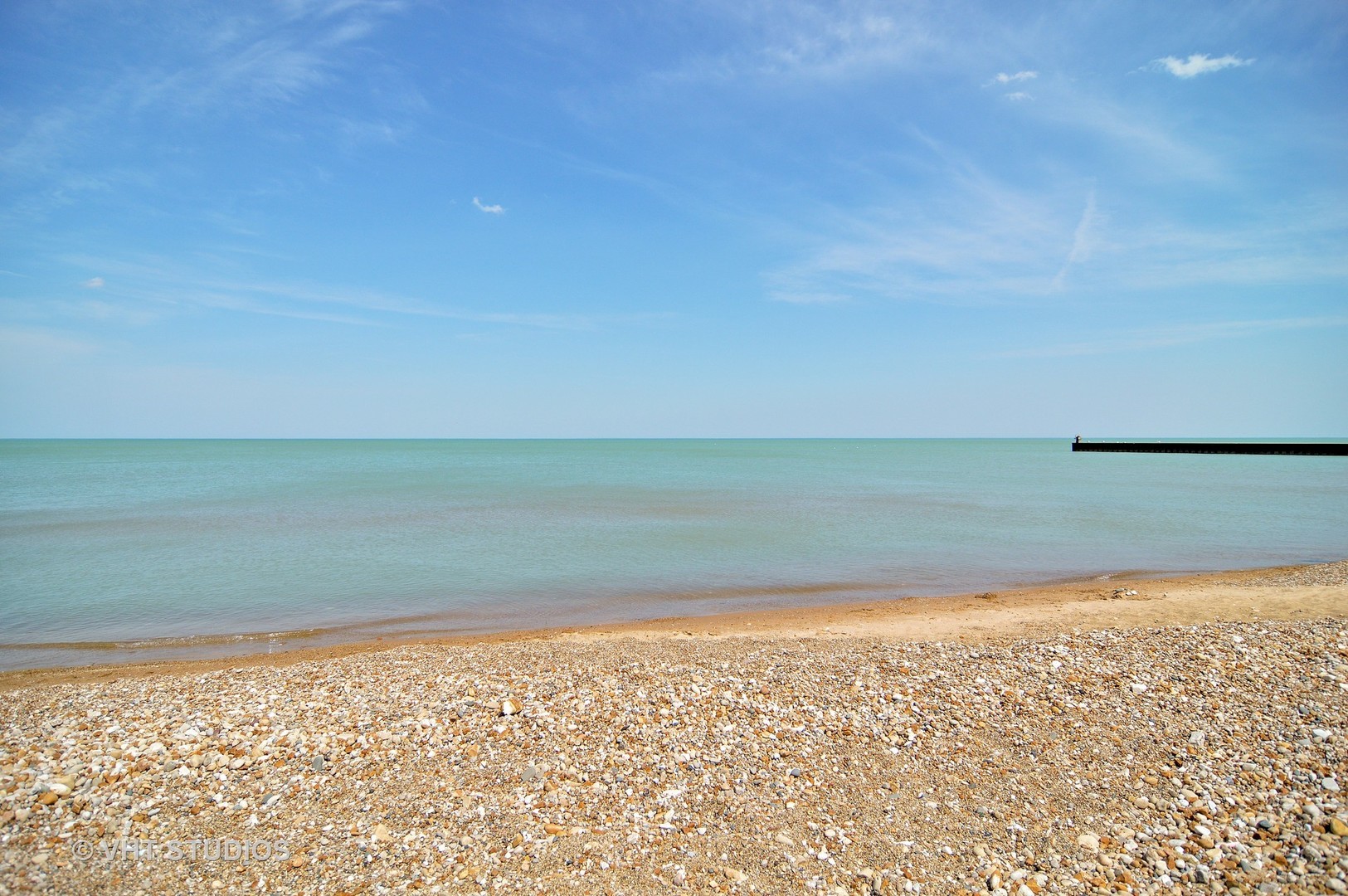 501 Sheridan Road, Unit 3C Evanston, IL 60202 - Photo 10 of 10 a view of an ocean and beach