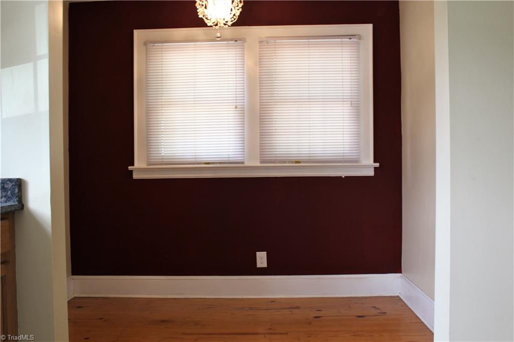 5517 Old Thomasville Road High Point, NC 27263 - Photo 12 of 30 BREAKFAST AREA