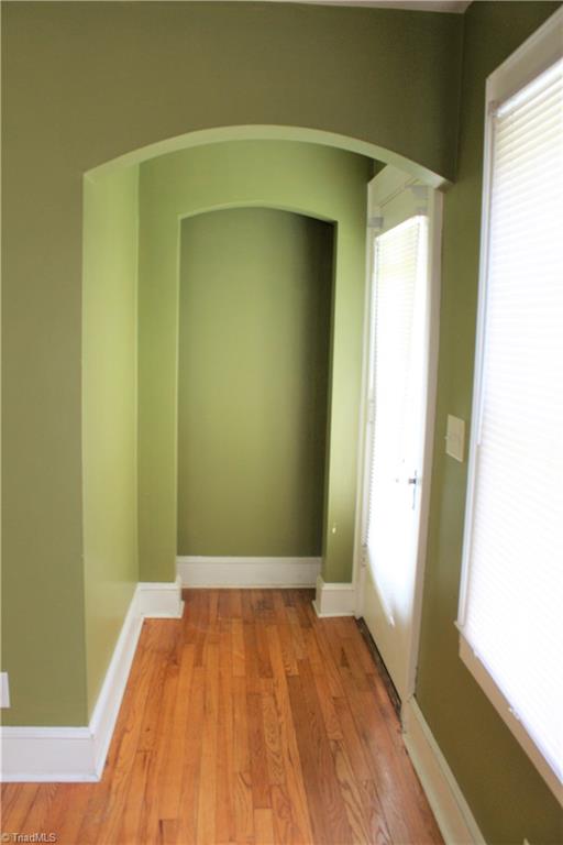 5517 Old Thomasville Road High Point, NC 27263 - Photo 20 of 30 ARCHED DOOR WAYS