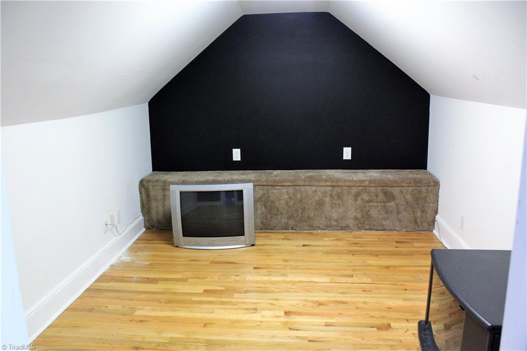 5517 Old Thomasville Road High Point, NC 27263 - Photo 28 of 30 BONUS ROOM FOR A SMALL THEATER ROOM OR A RETREAT?