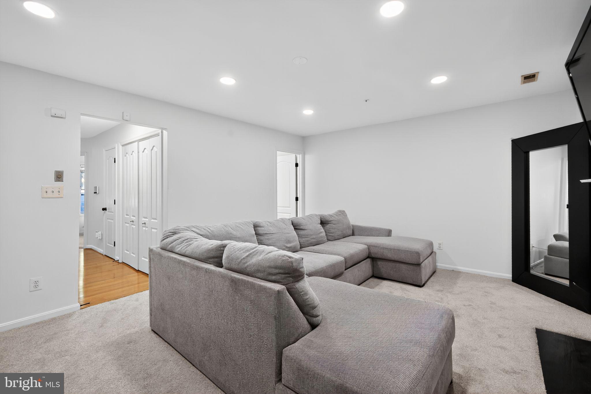 1707 Severn Tree Court Severn, MD 21144 - Photo 6 of 37 a living room with furniture