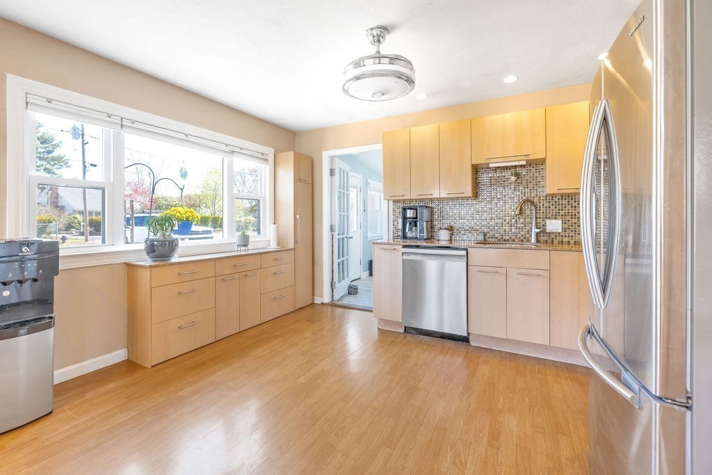49 Wellesley Road Stoughton, MA 02072 - Photo 2 of 19 Gallery Image 2