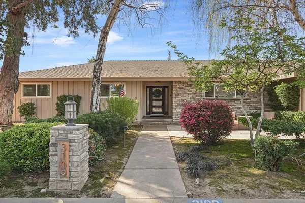 $900,000 | 3109 Yorkshire Lane, Modesto, CA 95350