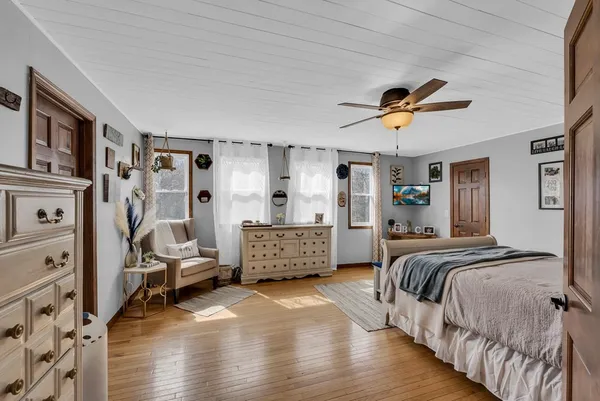 $525,000 | 465 Winding River Drive, Sparta, TN 38583